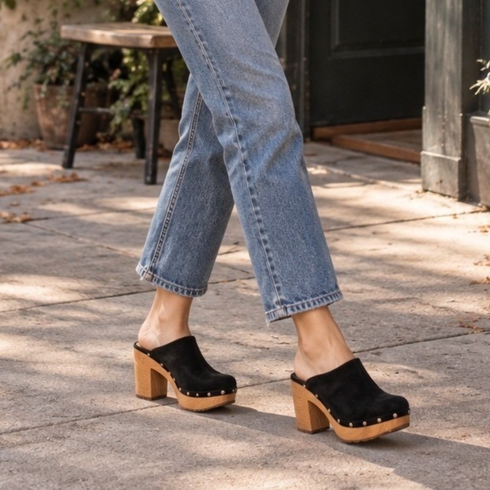 Kork-Ease Black Suede Clogs Size 10 Wood Platform Block Heel Studded Mules